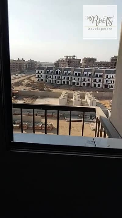 للايجار بنتهاوس 180 متر مفروش موقع مميز فى كمبوند ماونتن فيو أي سيتى أكتوبرFor Rent Furnished Penthouse, at Lake Phase in Mountain View iCity October