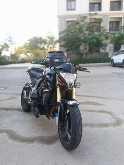 HORNET CB1000R