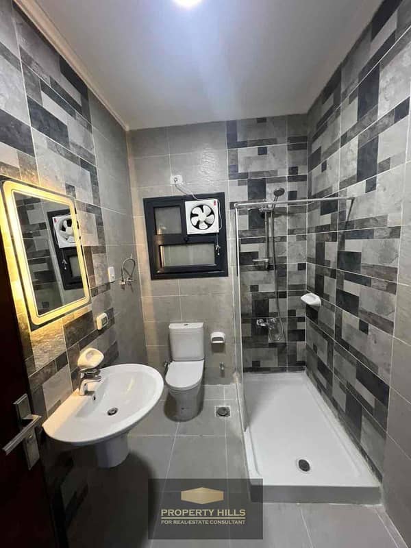 شقة 3 غرف متشطبة استلام فوري في Stoda Sheraton – بالقرب من مطار القاهرة وNasr Road