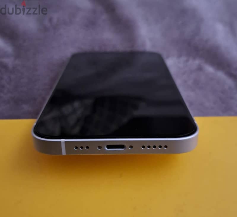 Apple - iPhone 12 3