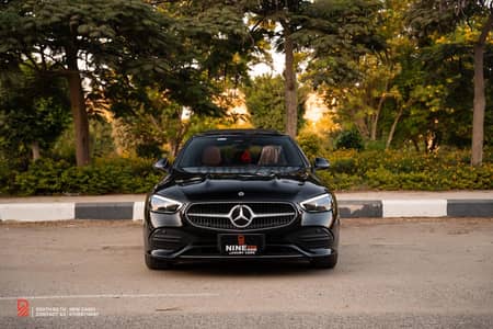 Mercedes-Benz C180  Premium Plus 2026