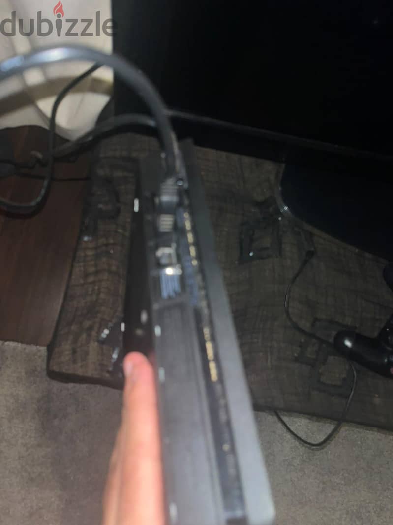 ps4 slim 3
