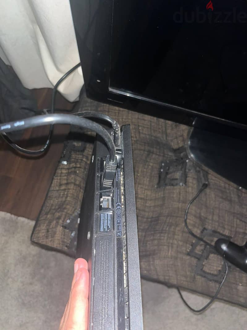 ps4 slim 4