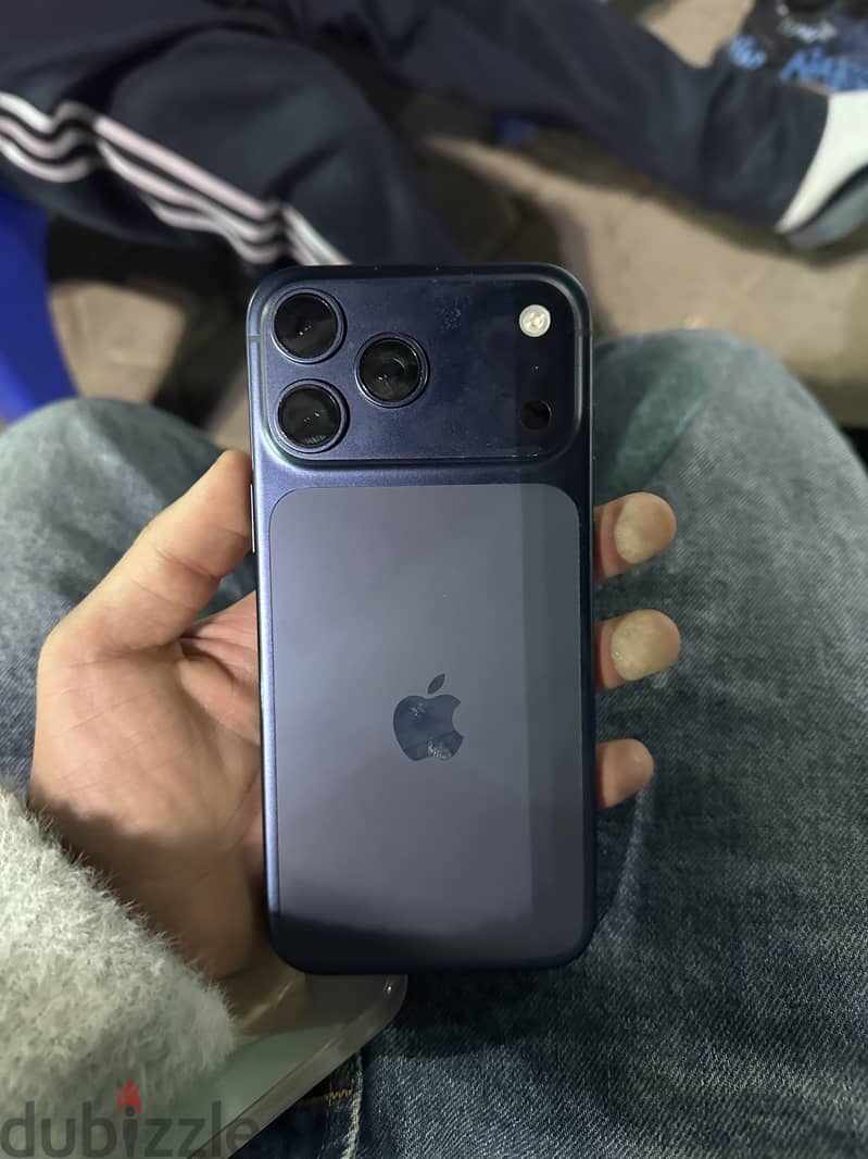 Apple - iPhone 17 Pro Max 6