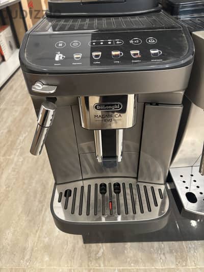 DeLonghi Magnifica Evo Automatic Espresso Machine (6-drink version)