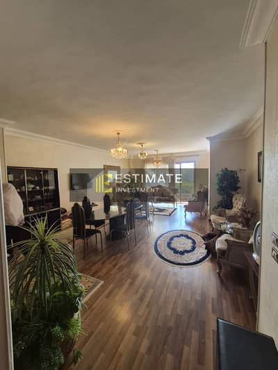 185-square-meter apartment in VGK Open view Includes kitchen and air conditioning; available for rent