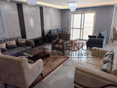 شقة مميزة للبيع تشطيب سوبر لوكس بالاجهزة بكمبوند سراي التابع لشركه مدينة مصر Sarai S2 compound Madinet Masr