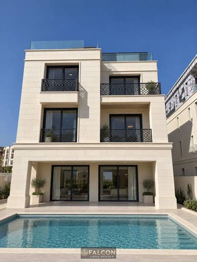 فيلا مستقله ( 750 م - 3 أدوار ) جـاهزه للـمعاينه , ( 8 غرف - Garden View ) VIP Location