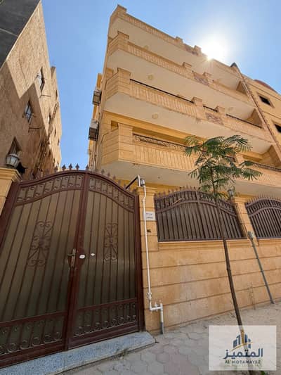 حي تاني قريبه من القديس يوسف تاني شارع من الشعراوي بتاع المدارس