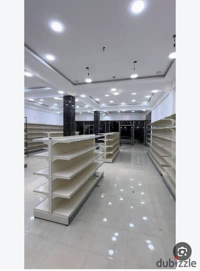 فرصه للاستثمار محل للبيع 85م مصطفي كامل علي الترام مباشر محيط بنك مصر ( متاجر ب 32الف )