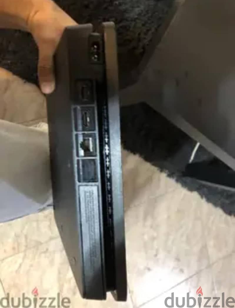 playstation 4 slim 10500 1
