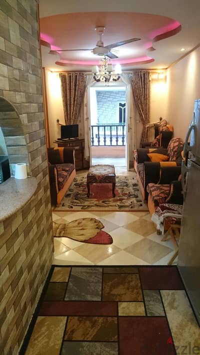 شقة سكنية مصيفية مفروشة بموقع مميز شهر العسل البيطاش للايجار السنوى