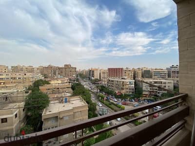 Apartment for sale in Maadi on Nasr Street Direct 3 rooms 2 bathrooms 4 receptions 196 meters old load open view Mediterranean and fully on Nasr Street next to Abu Shuqra excellent finishing