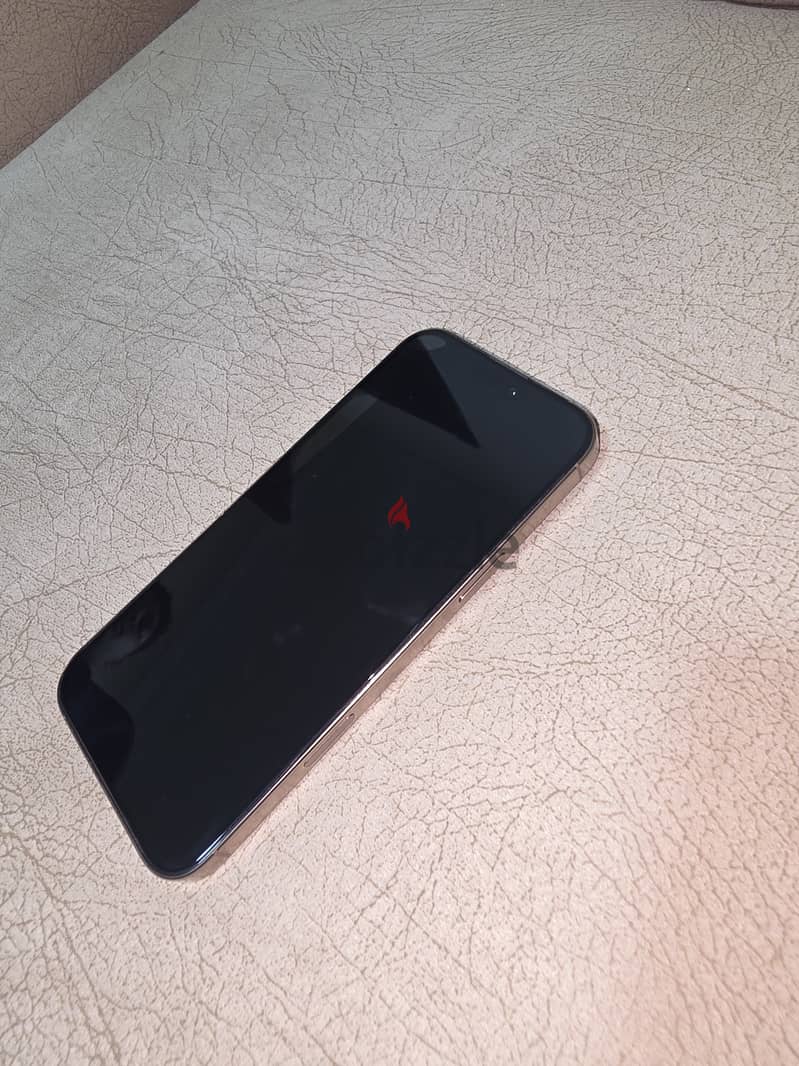 Apple - iPhone 16 Pro Max 1