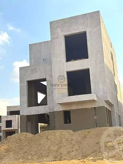Signature Standalone Villa for Sale in Stei8ht, New Cairo. 350 sqm BUA on 413 sqm Land, 4 Bedrooms, 4 Bathrooms, Living Room, Nanny and Driver Rooms Signature Standalone Villa for Sale in Stei8ht, New Cairo. 350 sqm BUA on 413 sqm Land, 4 Bedrooms, 4 Bathrooms, Living Room, Nanny and Driver Rooms