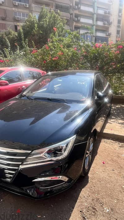  **لقطة للبيع MG 5 Luxury موديل 2024 – فتحة سقف – فابريكا بره وجوه