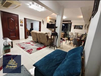 شقة للبيع  بمنطقه راقية بتراس كبير ومواصفات رفاهية استثنائية للبيع بالمهندسين – عنوان للتميز والرقي 