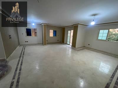 Apartment for rent empty in the wireless division super lux   open open
