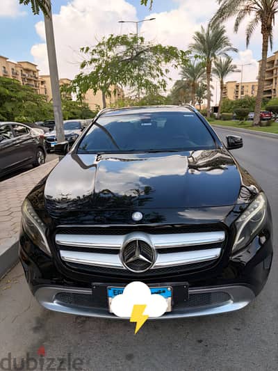 Mercedes-Benz GLA 200 2015