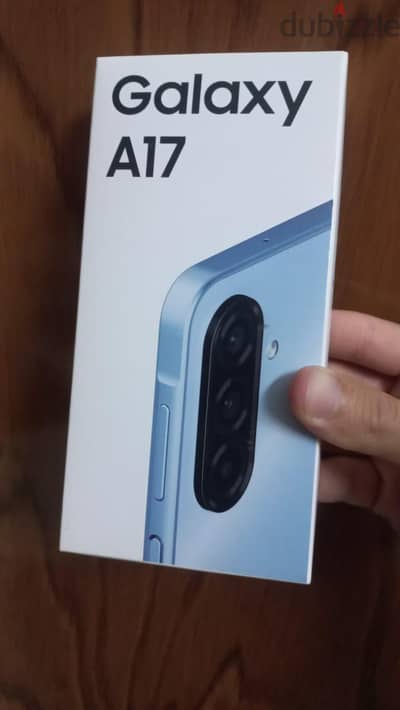 سامسونج A 17- 8RAM 256GB مدفوع ضريبة  جديد متبرشم