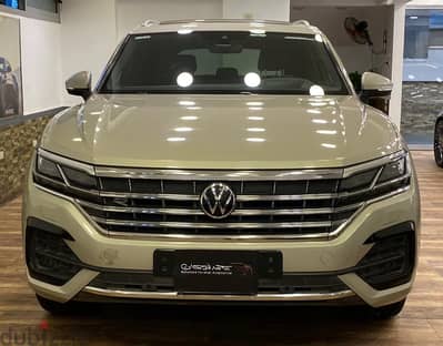 Volkswagen Touareg R-Line | Model 2022