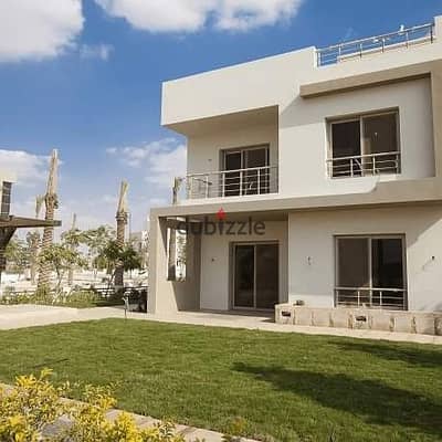 للايجار فيلا ستاند اول سكن في بالم هيلز كراون مطبخ وتكيفات