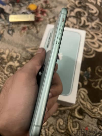 Apple - iPhone 11