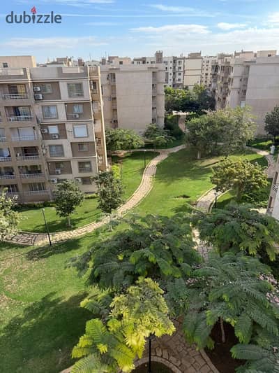 Apartment 103m Wide Garden for sale in Madinaty at an excellent price B6
