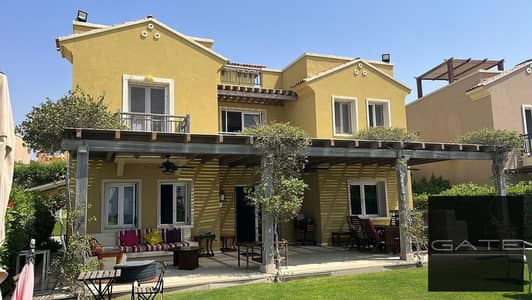 A fully finished and furnished villa in Mountain View Ras El Hekma – Dello phase, boasting a prime location directly on the seafront.