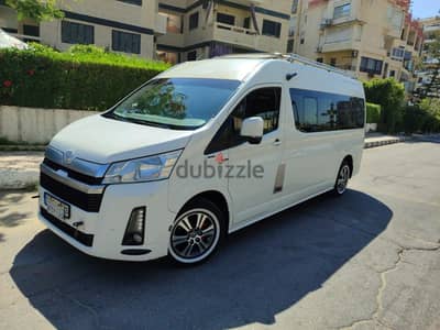 إيجار تويوتا هايس