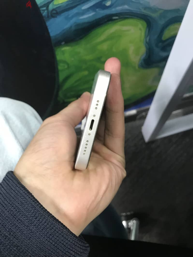 Apple - iPhone 13 1