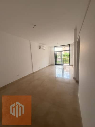 شقة للإيجار نص مفروشة في المراسم Al Marasem 3 فيفث سكوير new cairo غرف نوم وحمامين