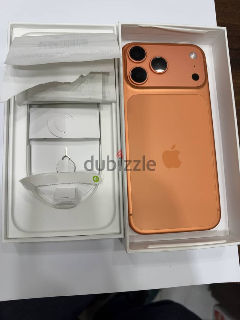 Apple - iPhone 17 Pro Max 6