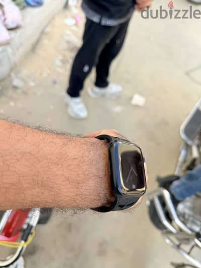 ابل وتش سيريس ٧