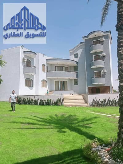 Luxury villa with an area of 2500 meters in Al-Obour, Arabi Association