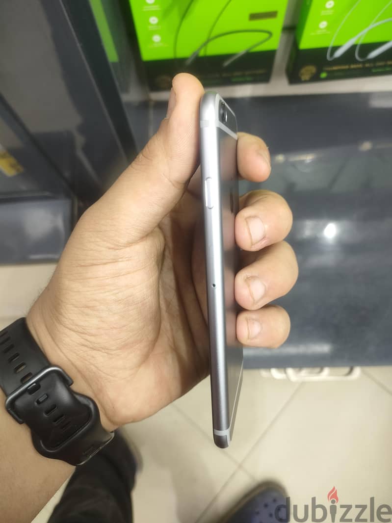 Apple - iPhone 6 1