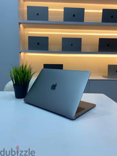 Macbook Air 2020 16GB Ram