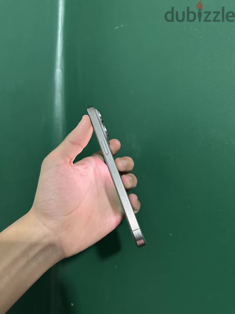 Apple - iPhone 15 Pro Max 3