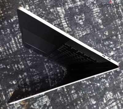 macbook pro i9 8core Ram 64GB 1TB vga Radeon 8GB
