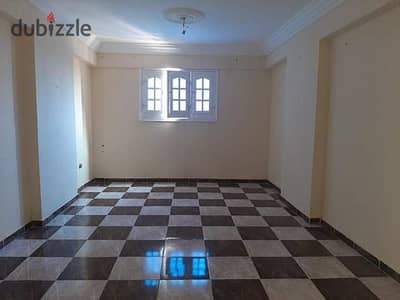العصافره 110م شارع كرنفال 5000 ثلاث غرف 5000 ثلاث عدادات