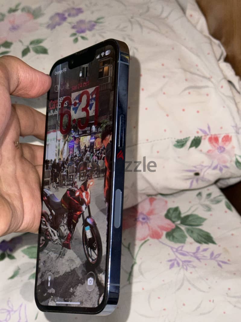 Apple - iPhone 13 Pro 3