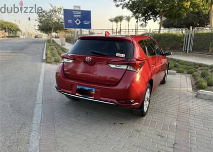 toyota auris 2017 1800cc