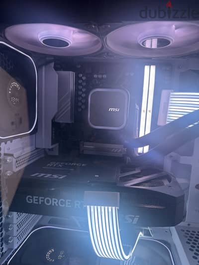 Gigabyte b650m gaming wifi + ryzen 5 7600x