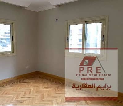 Office space for rent in Fleming, directly on the tram line, with a large and prominent advertising space.