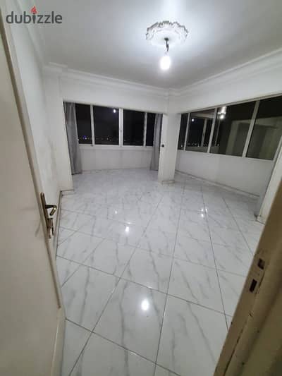 Apartment for sale New Cairo Al-Hegaz 180 m Fourth floor elevator