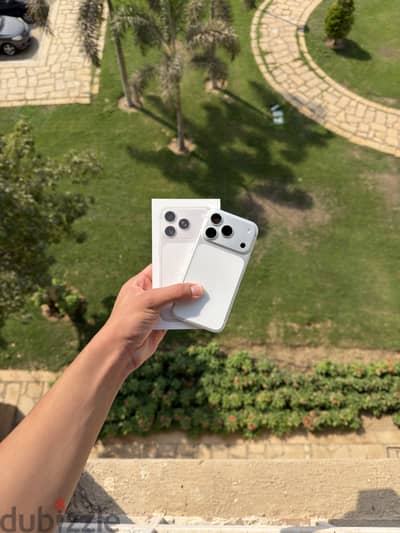Apple - iPhone 17 Pro