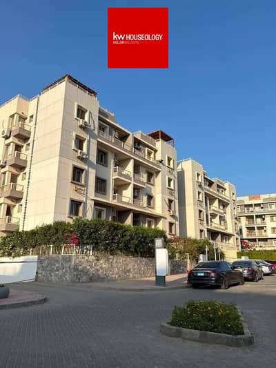 Prime location apartment, ready for immediate viewing, available for immediate occupancy in 6 months, in the fully serviced Jayd Compound