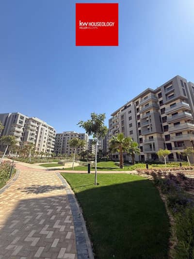 Prime location apartment, ready for immediate viewing, available for immediate occupancy in 6 months, in the fully serviced Jayd Compound