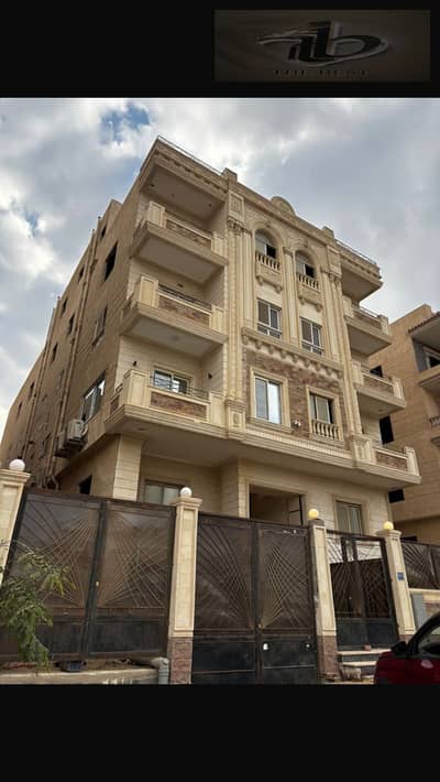 اللوتس الشماليه مركز المدينه  فى المربع الذهبي مول الذهب  وgolden square ومنطقة النوادي والمولات