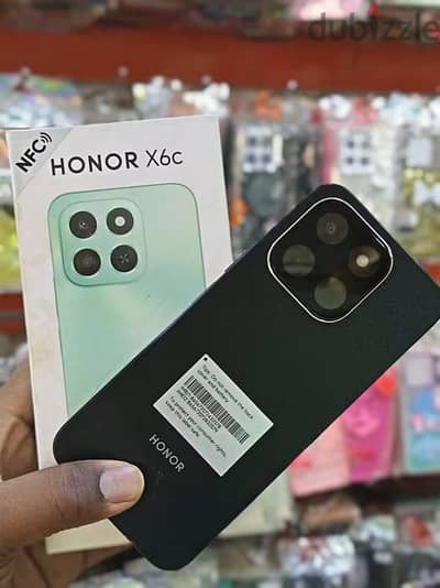 Honor x6c بالكرتونة